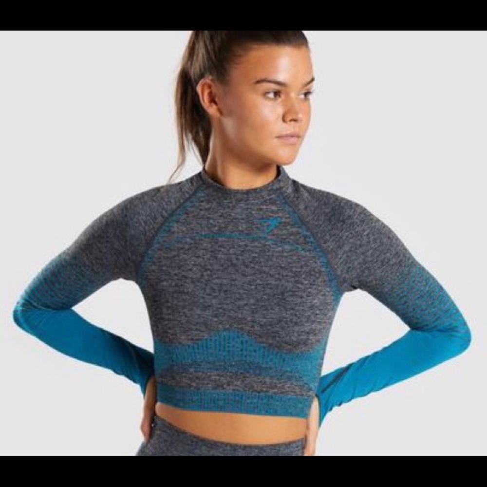 Gymshark amplify CROPPED long sleeve